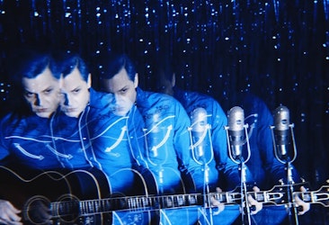Jack White estrena el tema: "Love Is Selfish"