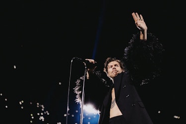Harry Styles anuncia gira reprogramada para 2022