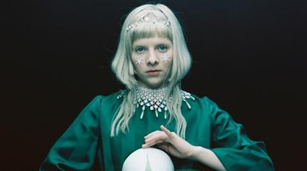 Aurora lanza “Potion For Love”