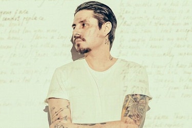 Hoy se pone de luto la música, Ryan Karazija, líder de Low Roar, fallece con 40 años