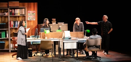 "Parásitos" invade los teatros del Centro Cultural del Bosque