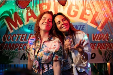 Kate Del Castillo y Diana Bovio juntas en "La más fan", una comedia de María Torres