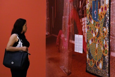Tina Girouard vuelve al Museo Tamayo, 42 años después de haber sido la primera mujer con una exposición individual en el recinto