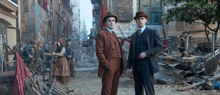 Prime Video revela las primeras imágenes de la serie "El Joven Sherlock"