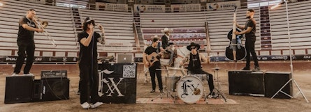 Féliixx presenta "Clonas con Tequila", un disco que mezcla regional mexicano, electrónica y oscuridad