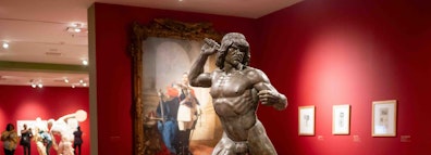 El Museo Nacional de San Carlos explora la figura del héroe en la exposición "El imaginario del cuerpo heroico y sus avatares"
