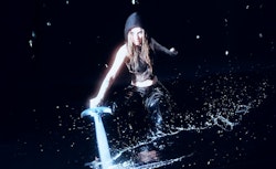 Karen Méndez presenta "4 veces 4", nuevo adelanto de su próximo álbum