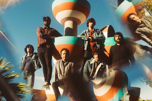 "Extraño" nuevo sencillo de Unidad y Armonía: neo psicodelia pop