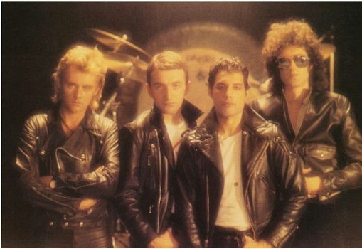 Queen The Greatest presenta "Crazy Little Thing Called Love"