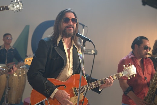 Juanes recrea su versión de la “La Bilirrubina”