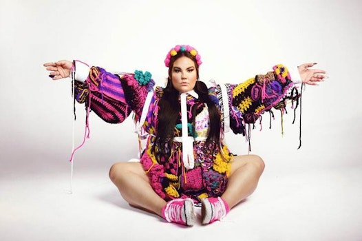 Netta, la ganadora de Eurovisión 2018, está de vuelta con su nuevo sencillo "CEO"