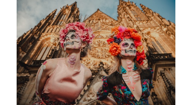 México presenta la exposición fotográfica "Catrinas por el mundo"