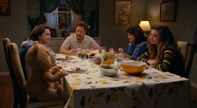 Ted, el oso de peluche más irreverente, llega con una serie precuela a Universal +