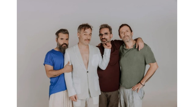 Love of Lesbian presenta su nuevo álbum "Ejército de Salvación"