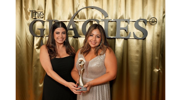 Plaza Sésamo recibe el Gracie Award por "Las aventuras del reportero Abelardo"