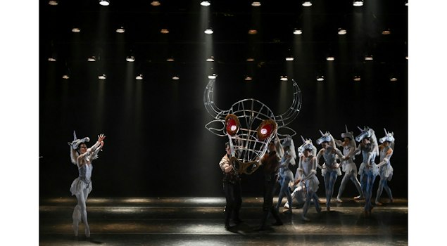 "Las olas del Rey" lleva la fantasía y el asombro al Teatro de la Danza Guillermina Bravo