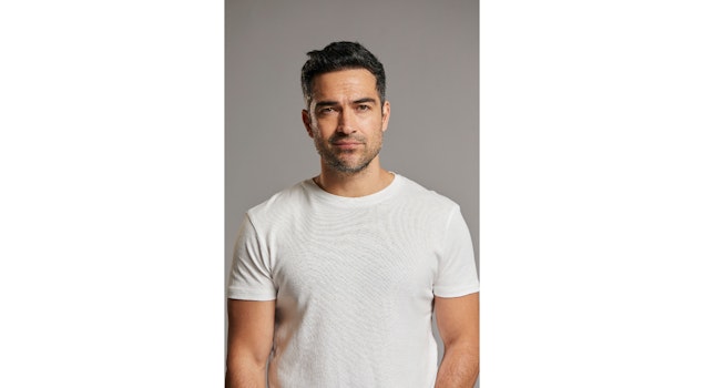 Alfonso Herrera firma acuerdo con Sony Pictures Television para desarrollar nuevas series